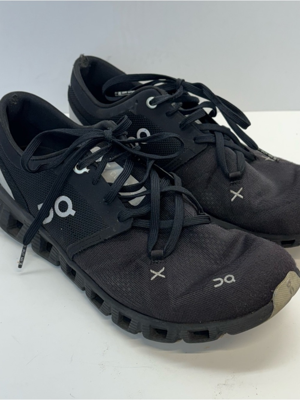 ON Cloud X 3 Womens Sz 8 Black Running Sneakers Lace-Up Cloudtec Helion